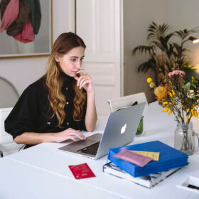 How to Choose Laptop for Freelancing