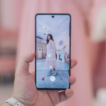 focus lock-1614442804207-4d864251c528