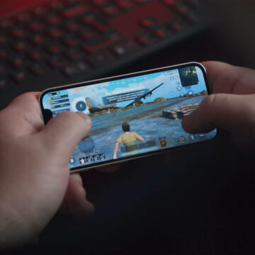 mobile smartphone gaming sq