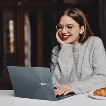 11th Gen Intel Core i7 Laptops