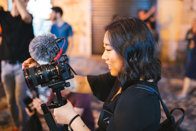 videographer-hillaryfox-1615824