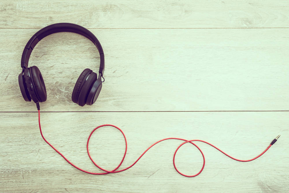 7579 old headphones
