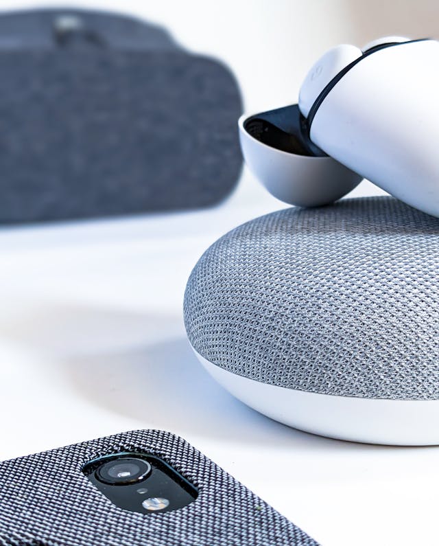 bluetooth speaker smartphone