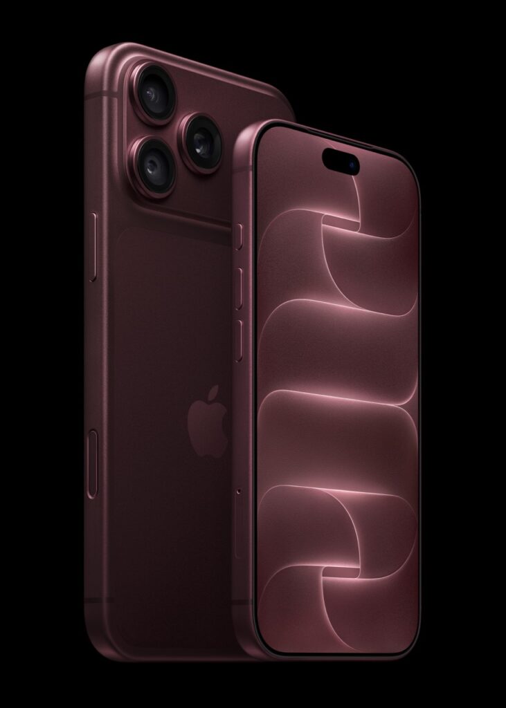 Apple-iPhone-18-Pro-OLED with Peak Brightness