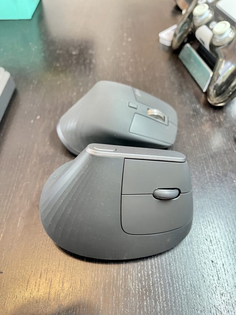 Logitech MX Vertical vs MX Master 3s